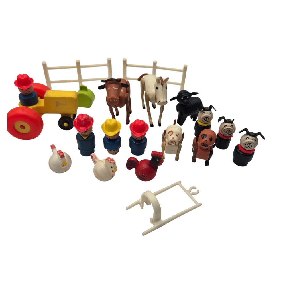 Vintage Fisher-Price Little People Farm Lot Tractor Animals Figures Fences